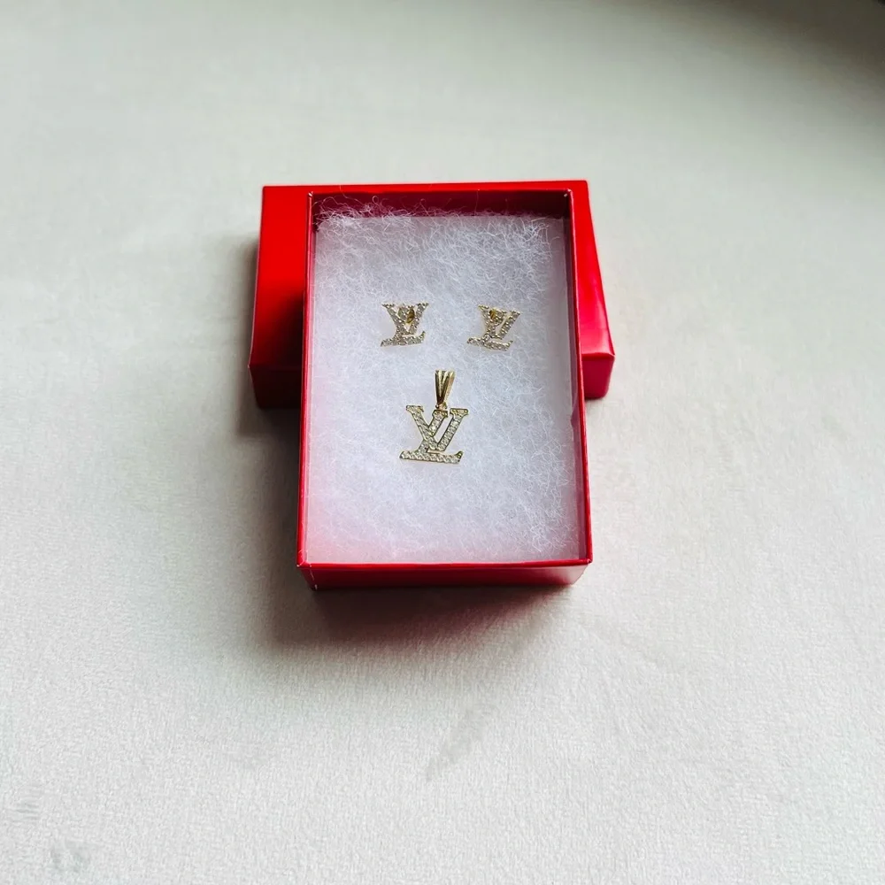 earrings and pendant with 14K gold letters - Picture 5 of 6